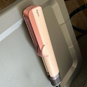 Dyson Airstraight Straightener in Ceramic Pink and Rose Gold